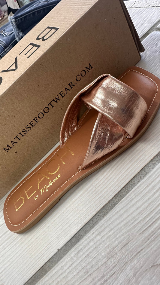LD Beach by Matisse Anchor Gold Leather
