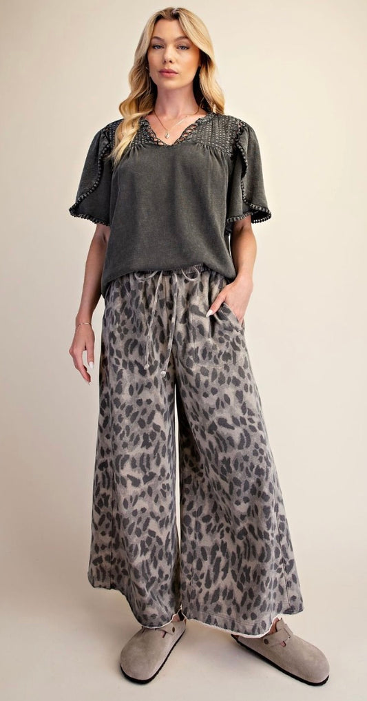 Easel EB58327 ASH ANIMAL PRINT MINERAL WASHED TERRY KNIT PANTS
