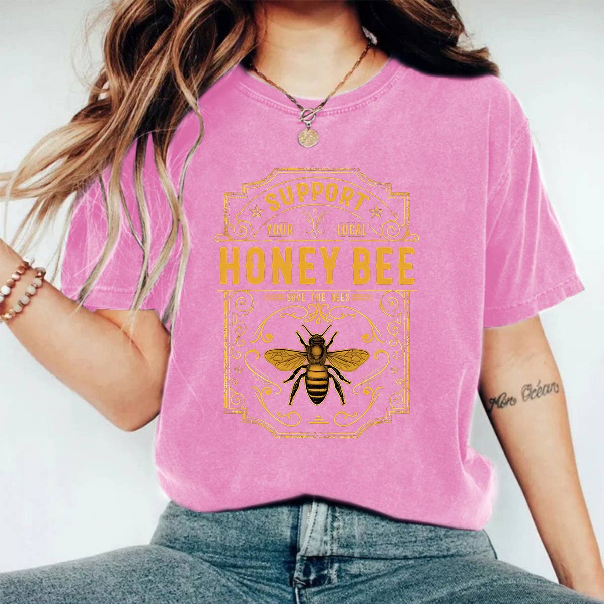 Honeybee Graphic Washed crewneck short sleeve T-shirt