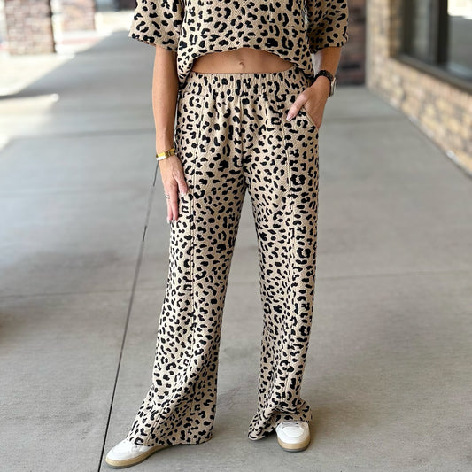 SY9110-Long Wide-Leg Textured Knit Leopard Print Pants With Pockets