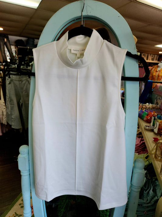 Entro T29741 Off White Mock Neck Sleeveless Top